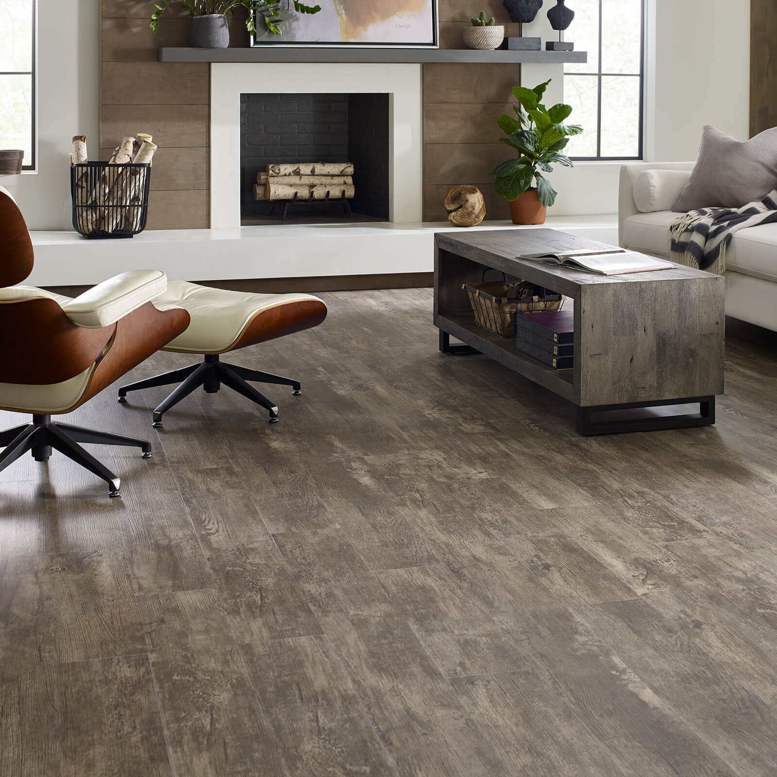 Vinyl flooring in living room | Yates Flooring in Midland, TX, in Amarillo, TX, in Lubbock, TX, in Odessa, TX, in Canyon, TX, in Levelland, TX, in Andrews, TX, in Hereford, TX, in Brownfield, TX, in Seminole, TX